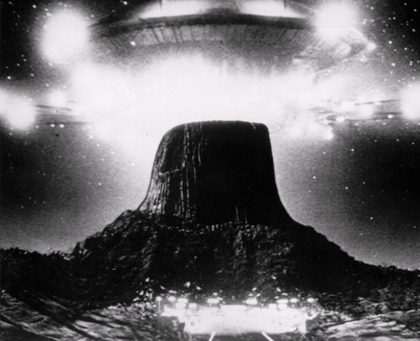 film still from Close Encounters of the Third Kind (1977)