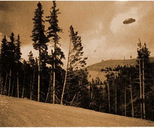 UFO Photo by Volunteer Fireman - Cave Junction, Oregon