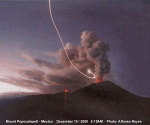 UFO Photographed over Mount Popocatepetl, Mexico